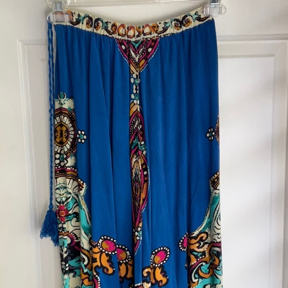 Tribal Print Maxi skirt - Picture 2 of 3